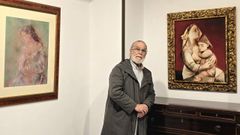 Armenio Pazos, en la Galer�a Platas de la calle Real 48, junto a uno de sus cuadros favoritos del pintor ourensano X. Quessada.