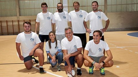 PARTIDO DE F�TBOL ENTRE EL PP Y EL PSOE DE PONTEVEDRA