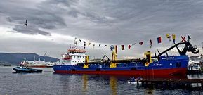 La botadura del �Moustakbal II� se realiz� ayer por la ma�ana en las instalaciones del astillero Nodosa, en el puerto de Mar�n.