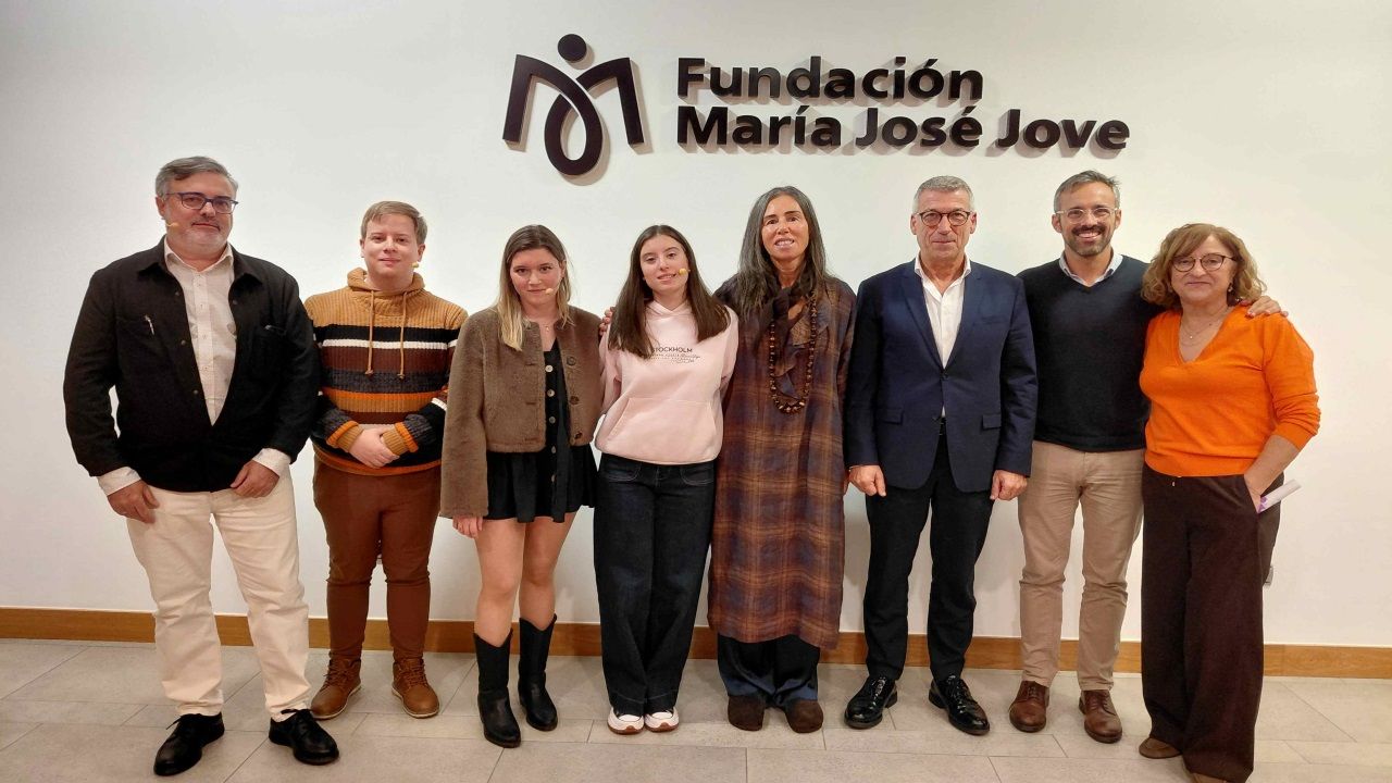 La Fundación María José Jove recibe el «Patuco de Honra» por su apoyo a ...