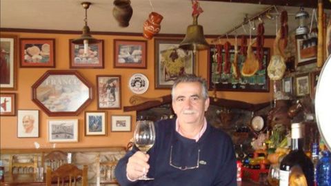 Fernando Masafret, brindando en Casa Vicente