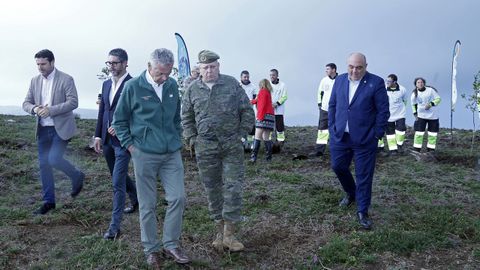 INAUGURACION DEL BOSQUE DEFENSA-IBERDROLA EN LA ESTACION DE VIGILANCIA AEREA EVA 10 DEL BARBANZA