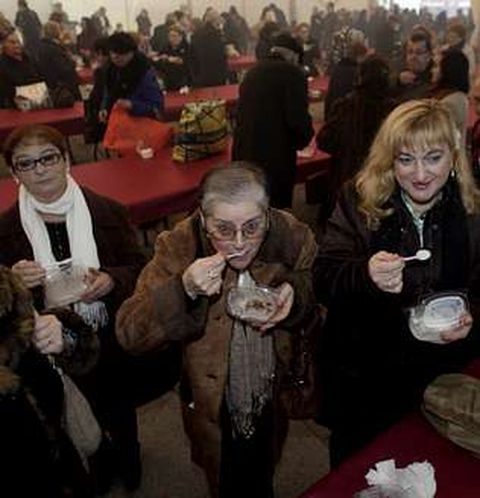 El Concello reparti� por la tarde arroz con leche en el Cant�n