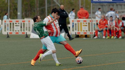 El campo de f�tbol de Os Remedios acogi� la primera cita del torneo de f�tbol inclusivo de Galicia