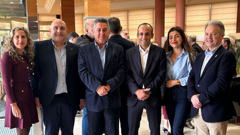 La delegada territorial de la Xunta en Ferrol, Martina Aneiros; el nuevo jefe de oficina del Sector de Trfico de Galicia, Jos Antonio Lobeiras; el coronel Francisco Javier Jambrina; el presidente de la Autoridad Portuaria de Ferrol, Francisco Barea; la concejala del PP de Narn, Tania Novo; y el portavoz del PP de Narn, Germn Castrilln