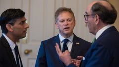 El primer ministro brit�nico, el secretario de Estado de Energ�a y el presidente de Iberdrola.