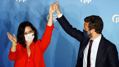 Isabel D�az Ayuso celebra junto a Pablo Casado su victoria arrolladora en las elecciones de Madrid de mayo