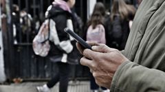 Imagen de archivo sobre el uso del mvil en los colegios