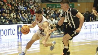 Barcello, en el Obradoiro-Cartagena.