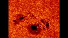 Imagen de la llamarada solar, la mayor precisa hasta ahora, que se observ� el pasado 29 de marzo.