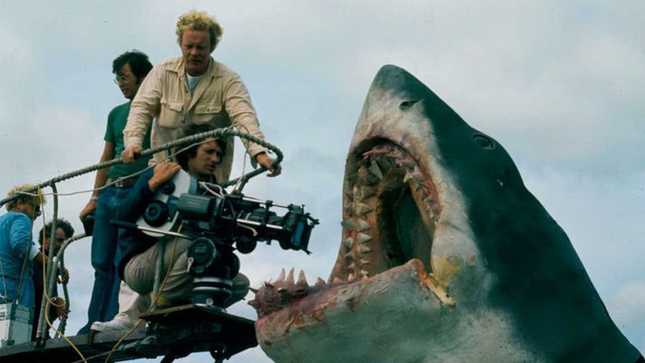 Fotografa cedida por la Academia de Cine en la que se captura un plano del tiburn mecnico Bruce, durante el rodaje de la pelcula Tiburn, en la isla Martha's Vineyard