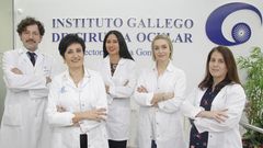 El equipo de Silquia: los m�dicos Iv�n Basanta, Ana Gonz�lez y Patricia Rey, junto a Cristina Porca y Veronica Fernandez
