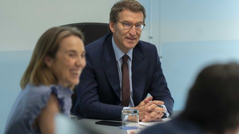 Alberto N��ez Feijoo, en la reuni�n del equipo econ�mico de los populares este jueves en Madrid