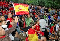 Muchos carballeses siguieron la final a trav�s de la pantalla instalada en el Bosque do A��n.
