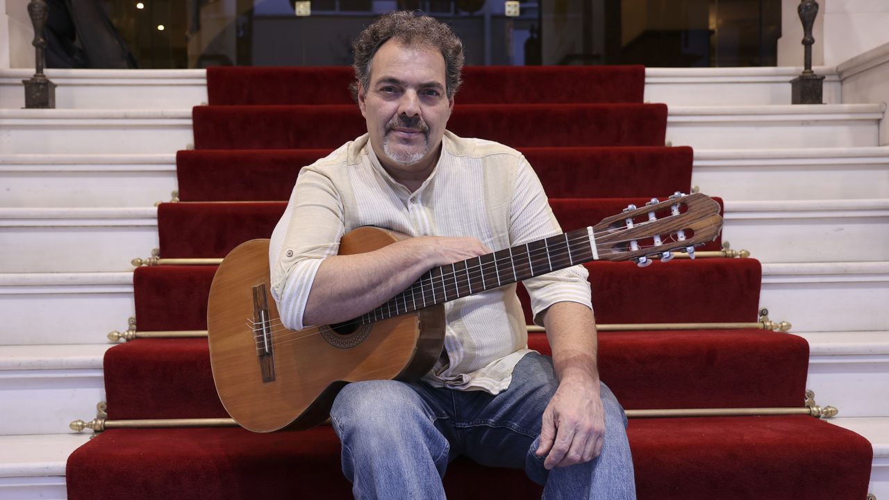 Tato López: «La canción nace desde la letra, luego llegan la melodía y la construcción»