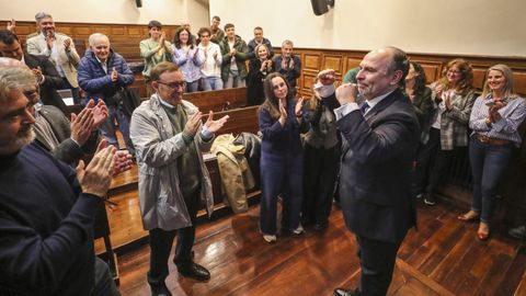 El actual rector de la Universidad de Oviedo, Ignacio Villaverde (d), seguir al frente de la institucin acadmica durante los prximos seis aos al haberse impuesto al catedrtico de Informtica, Juan Manuel Cueva Lovelle