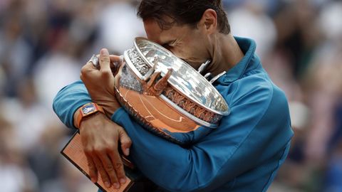 Rafael Nadal celebrando su 11.� Open de Francia tras derrotar a Dominic Thiem en 2018
