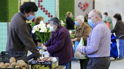 Reapertura del mercado de productores de Quiroga Ballesteros