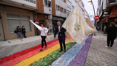 �Mira aqu� las alfombras florales de Boiro, Ribeira y A Pobra!