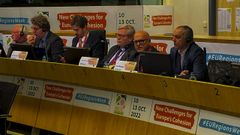 Jos� Manuel Baltar, en una reuni�n de la CEPLI.