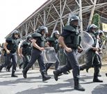 El Grupo de Respuesta y Seguridad de la Guardia Civil tiene su base en Castrosen�n, en Mourente. 