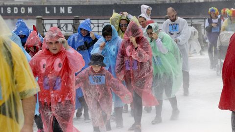 Novena edici�n de la carrera ENKI en A Coru�a con �xito de participaci�n