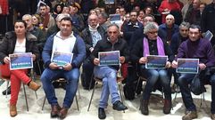 El sector del mar muestra su repulsa a la Ley de acuicultura en el pleno de Vilagarc�a