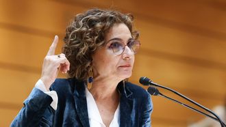 La vicepresidenta primera y ministra de Hacienda, Mar�a Jes�s Montero, durante la sesi�n plenaria extraordinaria, en el Senado.