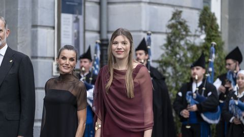 Llegada a la entrega de los Premios Princesa de Asturias 2025