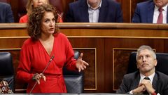 La ministra en funciones de Hacienda, Mar�a Jes�s Montero, en la sesi�n de control al Gobierno