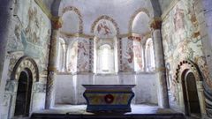 Pinturas murales en la iglesia de Pesqueiras, una de las diecinueve que selecciona la publicaci�n