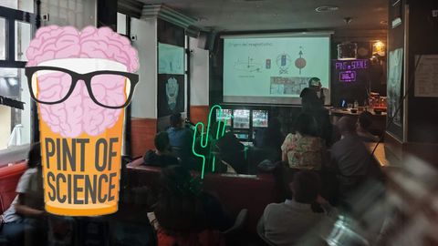 Una de las conferencias de �Pint of Science� en Oviedo en 2023.