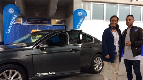 Fern�ndez recibe su coche
