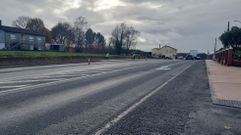 Imagen de la carretera N-550 a su paso por Santa Cruz de Montaos, en Ordes