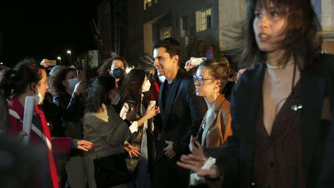 presentacion serie Operación marea negra, con fotocol, estará conselleiro de cultura e actores, entre eles, álex gonzález, PREESTRENO SERIE DE AMAZOM PRIME