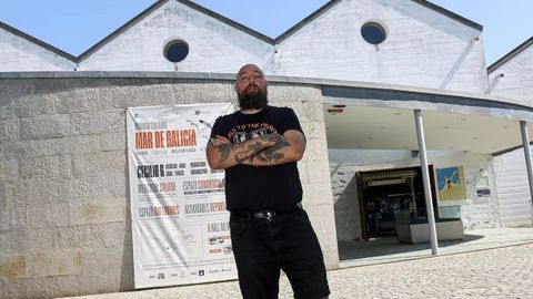 Kaixo, m�sico y miembro de la asociaci�n OVER, organizadores de las xornadas Xornada Cultural Mar de Galicia, en el Museo do Mar de Galicia en Vigo.