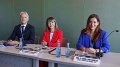 Miguel Alonso, Helena Bascua y Sara Laxe, en la presentacin del Congreso Nacional de Rehabilitacin y Medicina Fsica que se celebra en A Corua.
