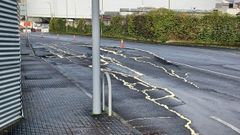 Hundimiento de la calzada en la calle Francisco P�rez Carballo, junto al Coliseum.