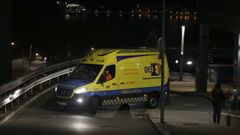 Ambulancia en el Hospital Universitario A Corua (Chuac)