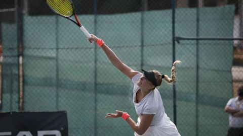 Jugadora en el primer torneo internacional Cidade de Ourense de tenis femenino.