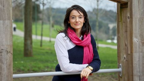 La coru&ntilde;esa Patri Santos, profesora de yoga som&aacute;tico y experta en gesti&oacute;n del estr&eacute;s.