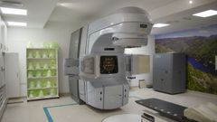 Uno de los aceleradores lineales de Radioterapia del HULA.
