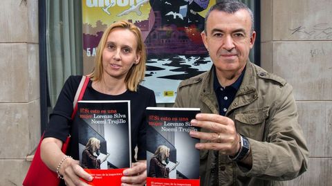 Noemí Trujillo y Lorenzo Silva, en la Semana Negra de Gijón