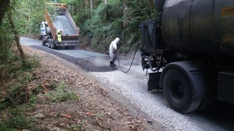 El Plan Cami�a Rural permite reparar aquellos viales que dan acceso a las fincas agrarias