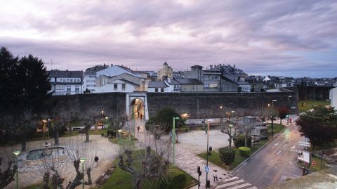 Las vistas desde la cafeter�a de la Muralla son espectaculares