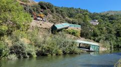 Los vagones tirados ladera abajo hacia el Sil
