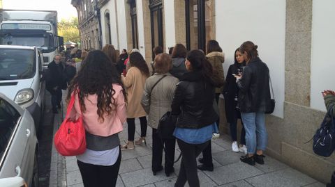 BLACK FRIDAY EN A CORU�A. COLAS EN LA TIENDA ZARA DE CALLE COMPOSTELA 