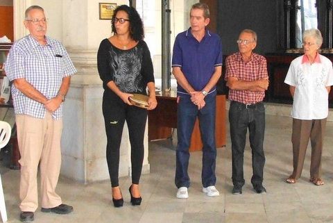 Algunos asociados recibieron t�tulos de Honor y M�rito.