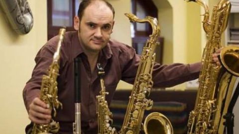 El saxofonista Baldomero Guti�rrez lucha por recuperarse de las secuelas del covid