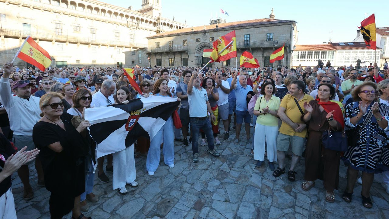 Compostela sale en defensa de Ceuta